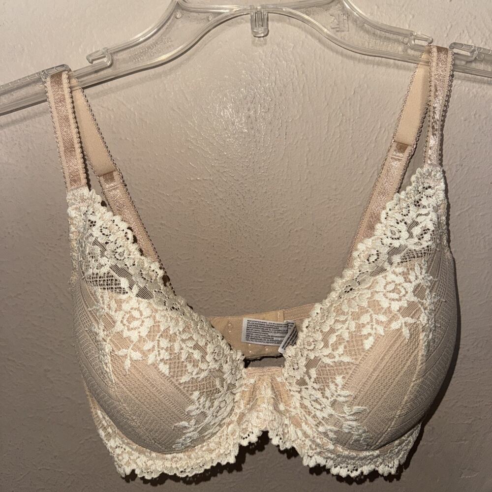 Wacoal Embrace Floral Lace Contour Bra 32DD Beige Style 853291 Underwire - Picture 2 of 13